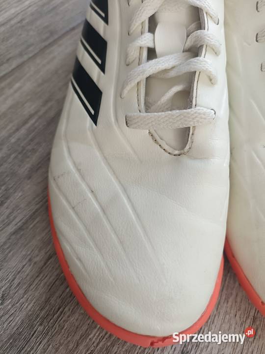 Halówki Adidas rozmiar 35 chłopięc sznurowane pomorskie Tczew