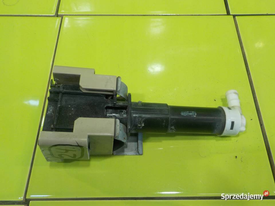 MAZDA CX7 LIFT 22 D 09r spryskiwacz lampy prawy