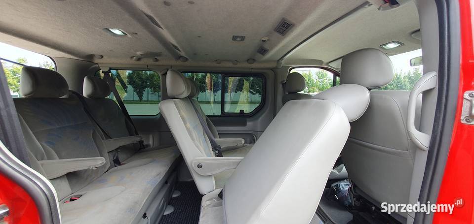 Renault Trafic Passenger 8 osób 19 DCI Radzionków