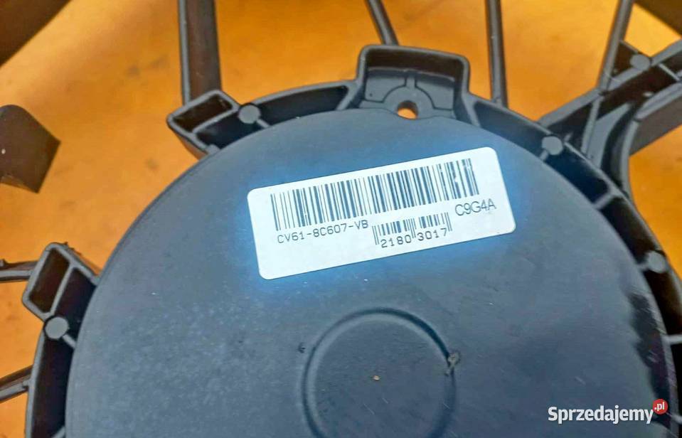 FORD FOCUS III 10 ECOBOOST 125 OBUDOWA Radom