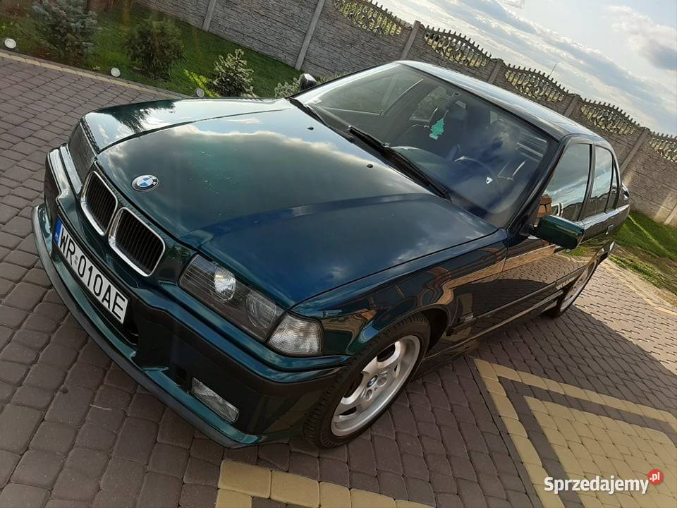 BMW E36 Sedan Oryginalny MPakiet z VIN ZAMIANA Sedan / Limuzyna Radom sprzedam