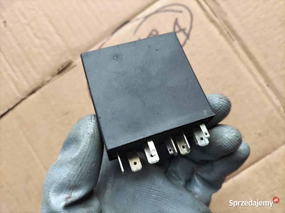 PRZEKAŹNIK 337 4B0955531A AUDI VW osobowe lubelskie Kamień-Kolonia sprzedam