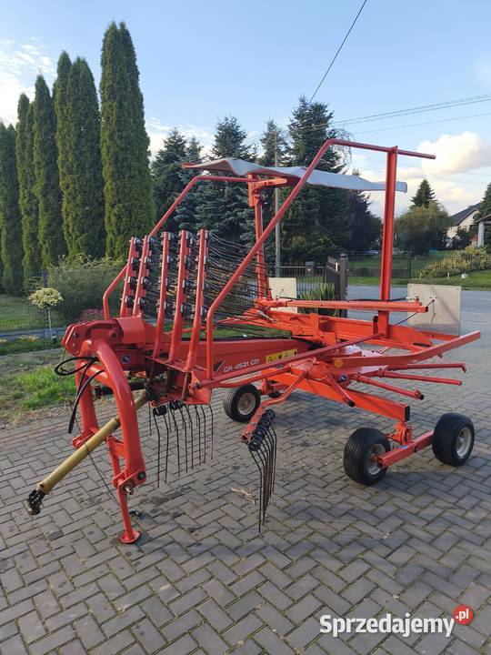 Zagrabiarka Zgrabiarka Kuhn Fiukówka