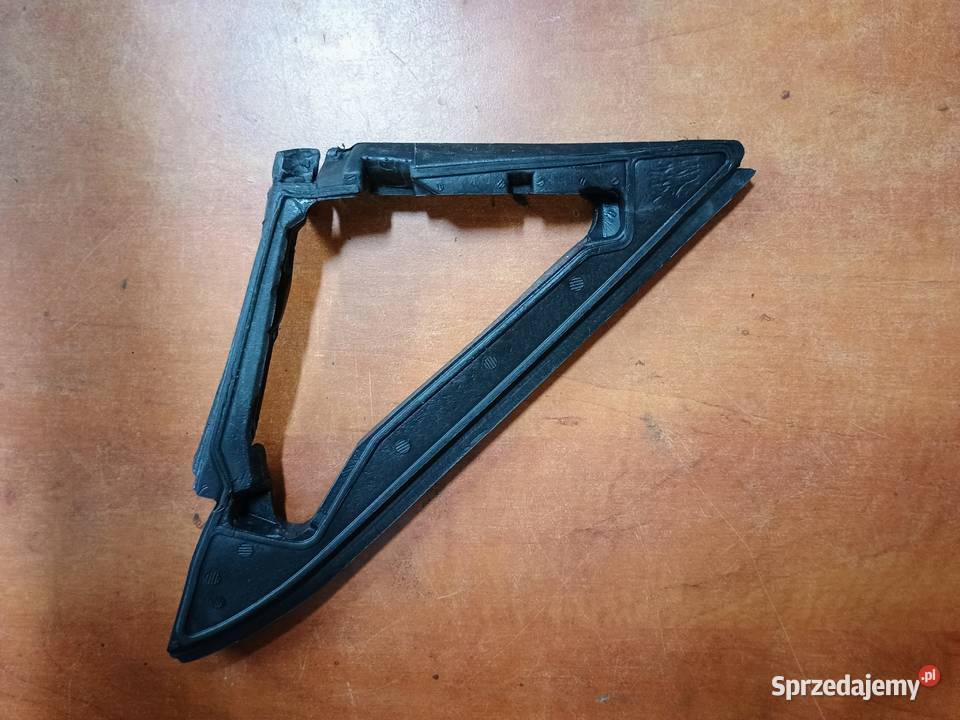 mercedes w 176 pianka lusterka prawa uszczelka Września