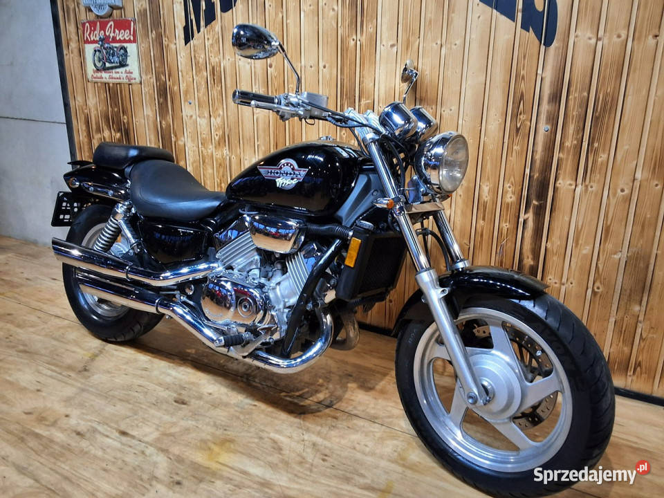 Honda VF HONDA VF750 C motocykl wygląda ślicznie Bicz sprzedam