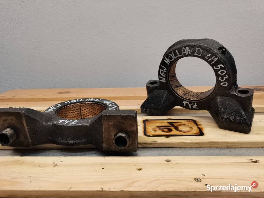 Holland LM 5030 Wspornik osi Wilkowo sprzedam
