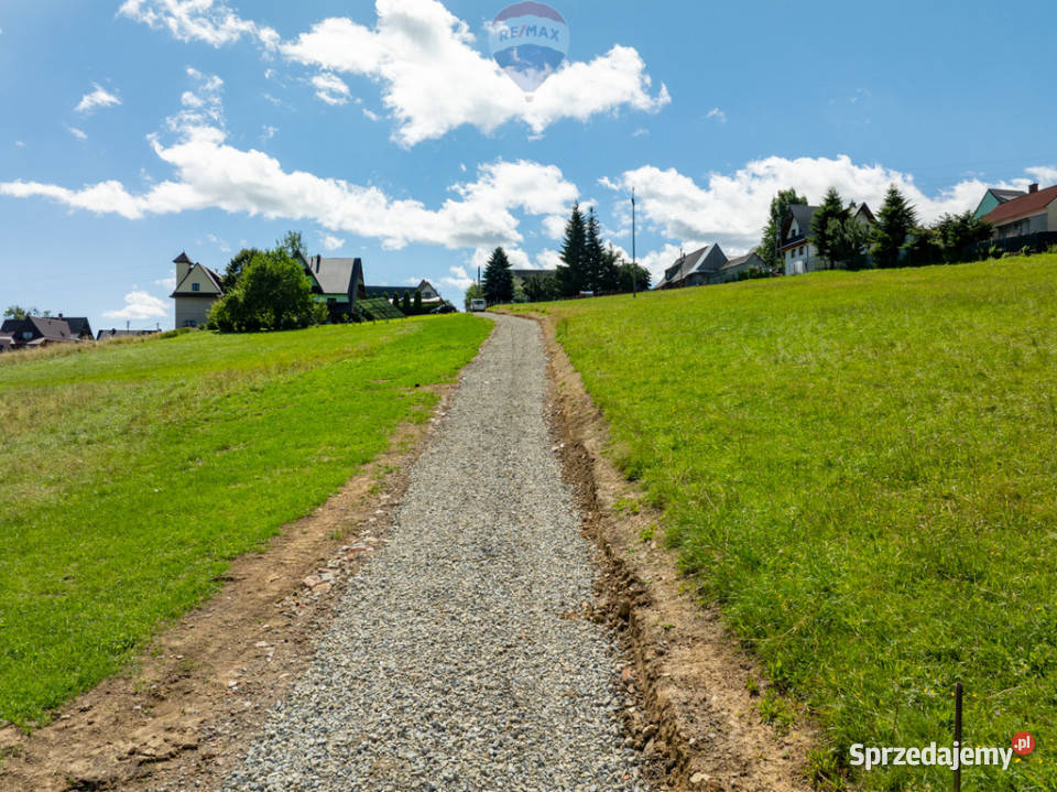 Działka budowlana Leszczyny 1074m2 Sierockie