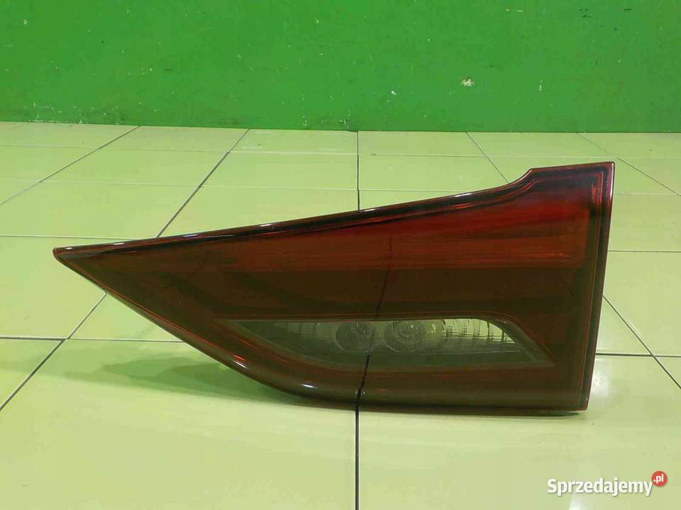 TOYOTA AVENSIS T27 T29 III LIFT II 17r KOMBI 5D