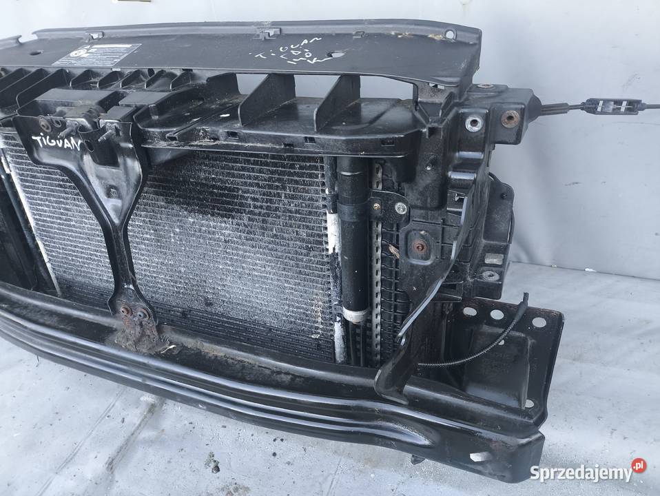 VOLKSWAGEN VW TIGUAN I 5N PAS PRZEDNI Radom sprzedam
