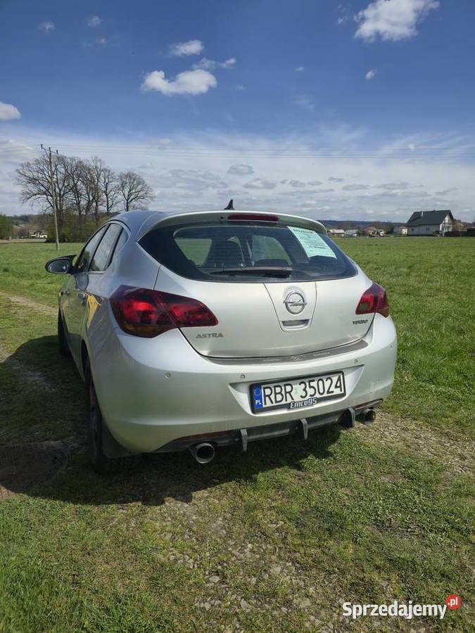 Opel Astra J 16T Sport 1600cm3 Haczów