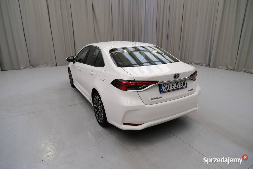 TOYOTA COROLLA 2023 179800 ccm 98 sprzedam