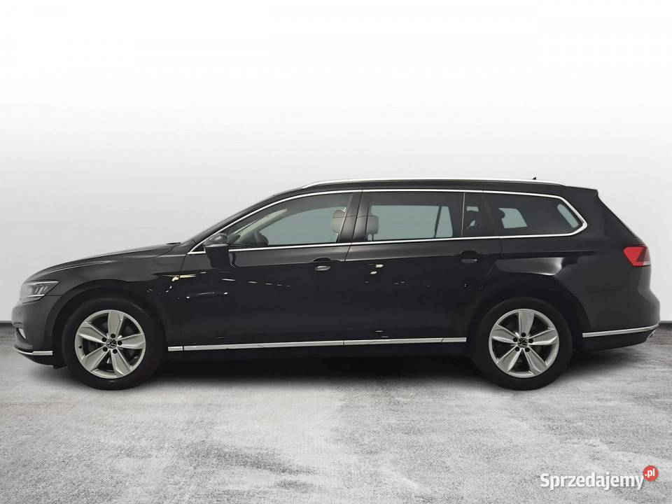 Volkswagen Passat Variant 20 TDI EVO Elegance Z nawigacja Motoryzacja