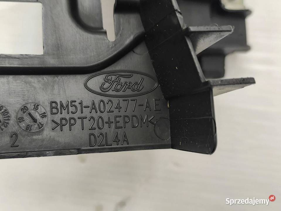 OSŁONA ZAWIASU MASKI LEWA FORD FOCUS MK3 LIFT wielkopolskie