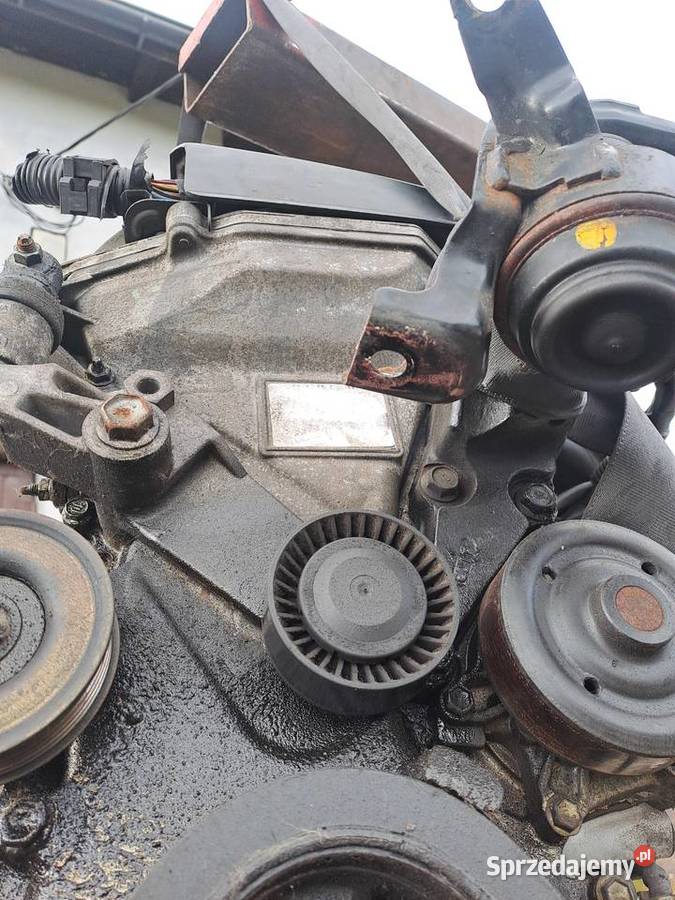 Toyota Corolla E12 16 VVTi 110 silnik kompletny sprzedam