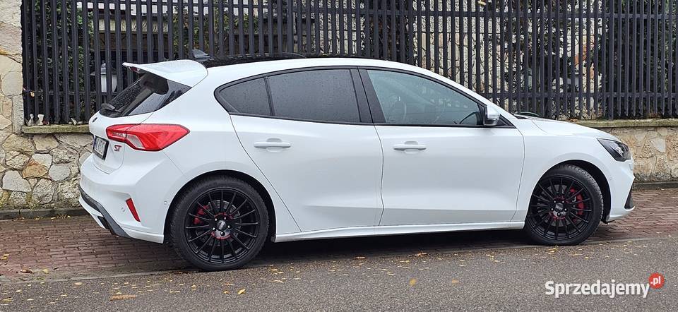 Ford Focus ST 23 4/5 mazowieckie Ząbki