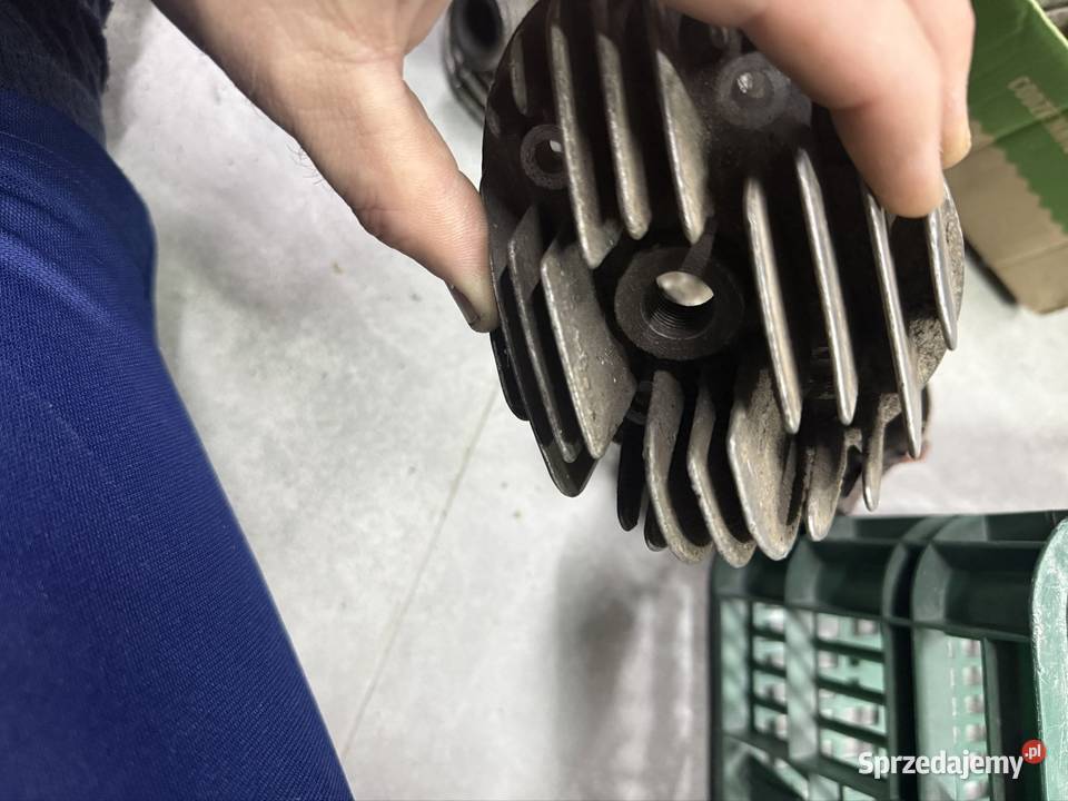 Cylinder głowica silnik komar s38 rys motorynka Silniki i osprzęt Kielce