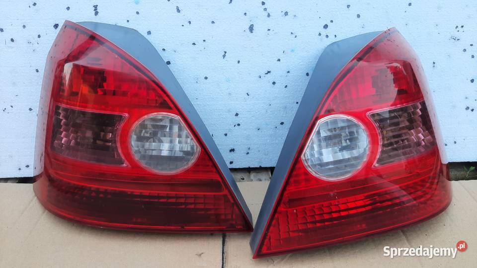 lampa tylna prawa lewa Honda Civic VII 5 drzwi