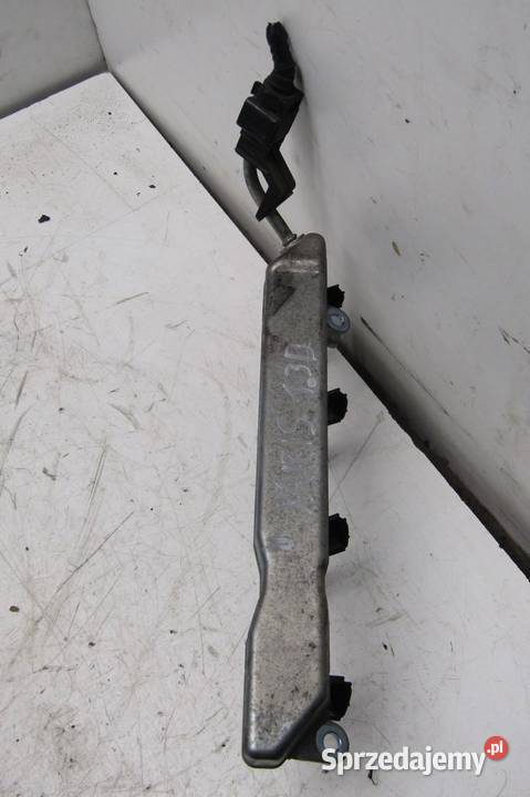 LISTWA WTRYSKOWA WTRYSKI KPL 13 VVTi TOYOTA osobowe sprzedam