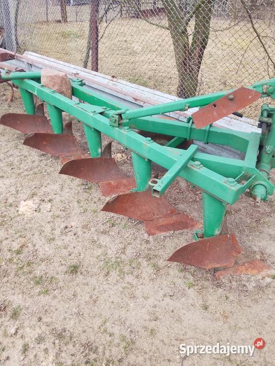 Pług 5 skibowy podorywkowy Miedźno
