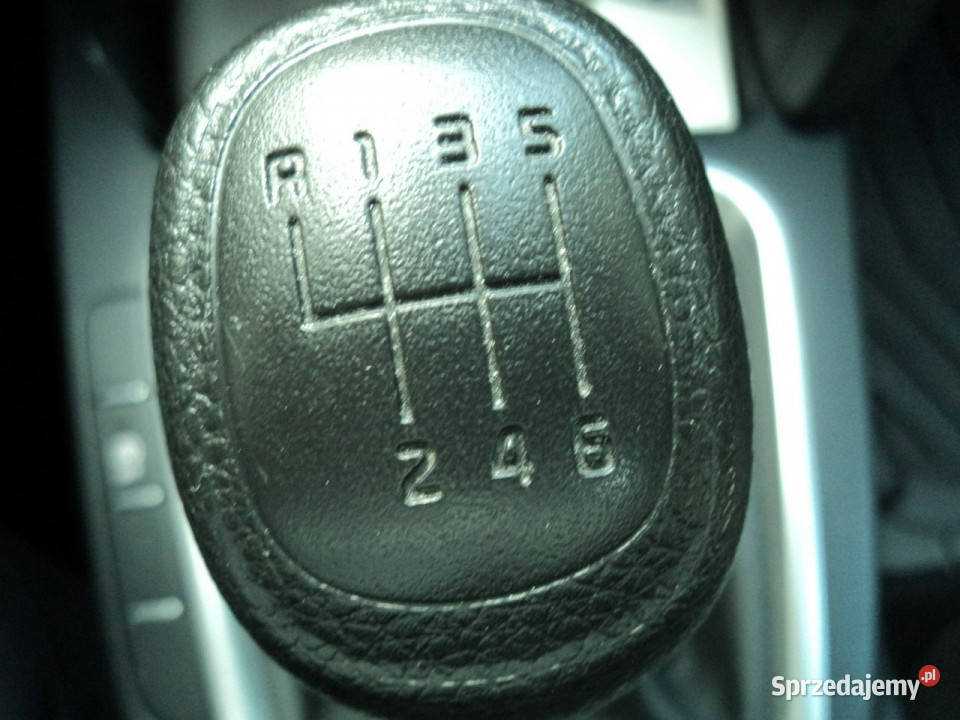Kia Nowy Ceed sprzedam ładnego KIA CEED z 2020r serwisowany w ASO
