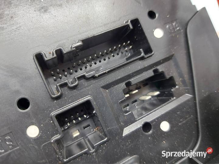 MERCEDES W204 18 moduł SAM 2049001703 świętokrzyskie Kielce