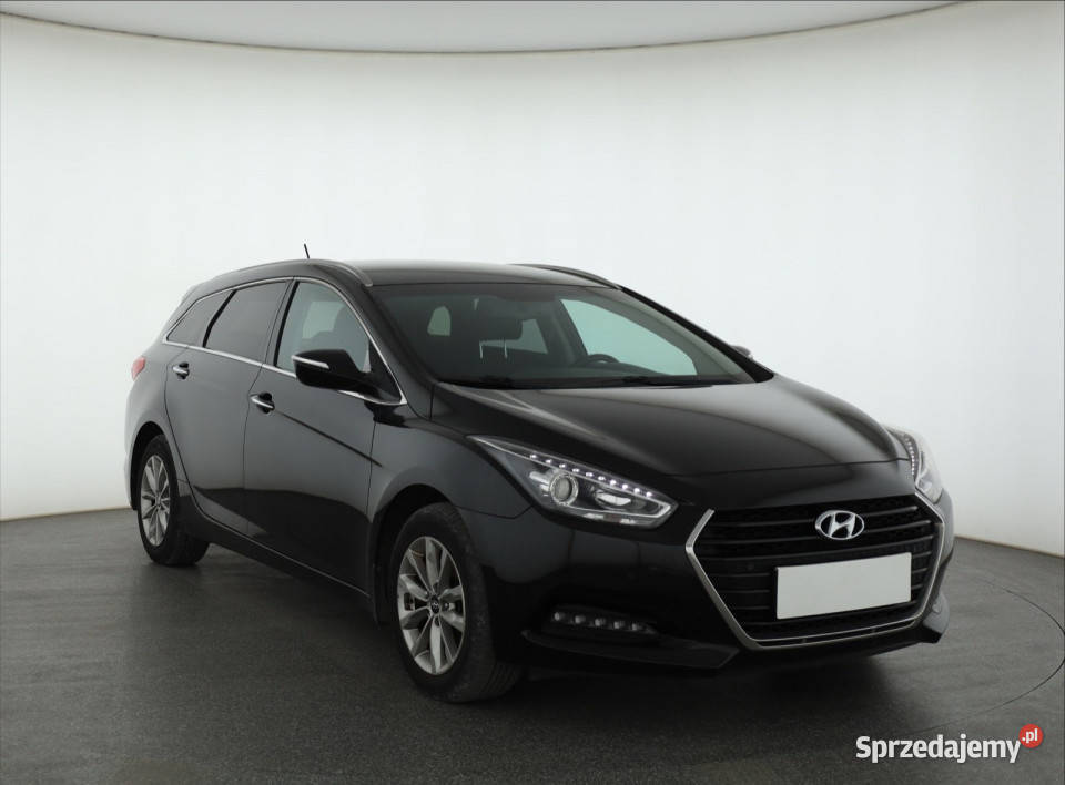 Hyundai i40 17 CRDi klimatyzacja