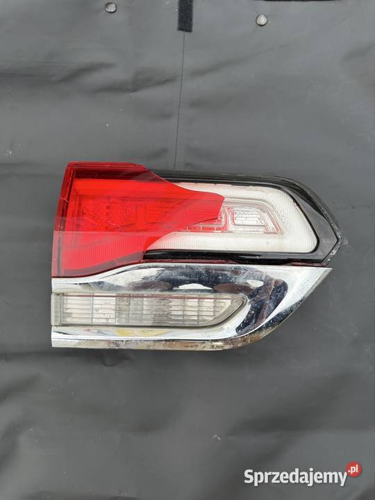 Lampa tylna lewa Jeep Grand Cherokee mazowieckie