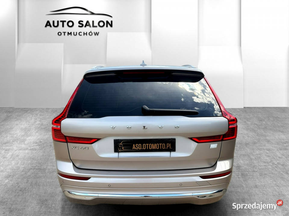 Volvo XC 60 RECHARGE panorama 4x4 kamery 360 acc XC 60