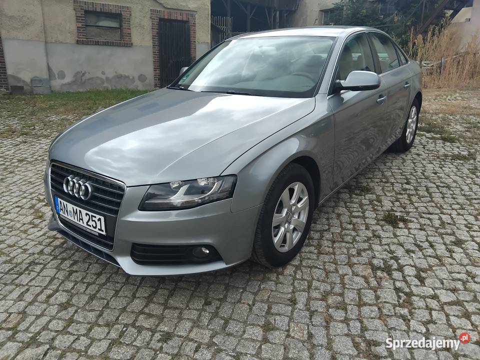 Audi A4 Sedan 18TSI 120 150 Motoryzacja