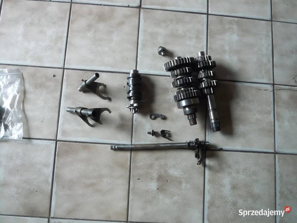 suzuki vz800 vz 800 marauder skrzynia biegow Części motocyklowe Jędrzejów