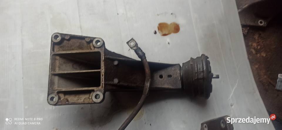 bmw z3 lapa silnika m52b28 sztuka łapa Imielin