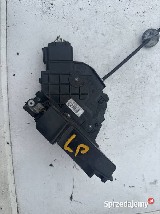 zamek drzwi przednich lewych Ford Focus mk2 osobowe