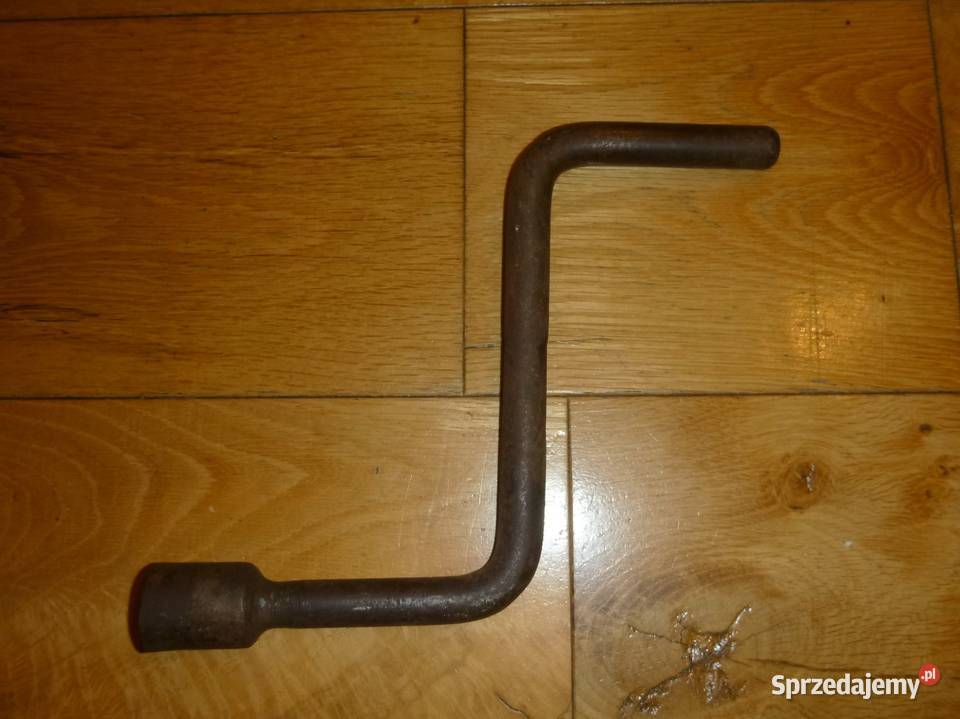 Warszawa M 20 klucz do kół Pozostałe