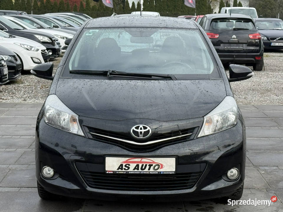 Toyota Yaris 133i 100 Węgrów