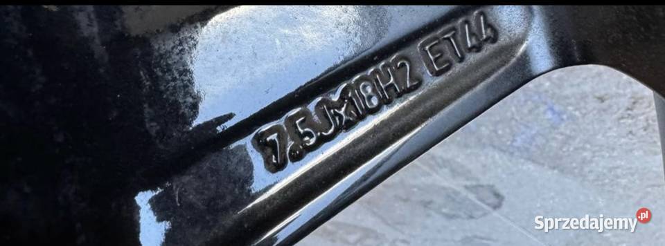 Oryginalne felgi Mercedes AMG z oponami Mełgiew