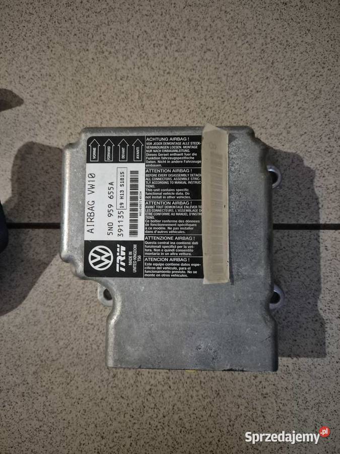 Zestaw Konsola pasy poduszka passat b6 Deski rozdzielcze, konsole Mieścisko sprzedam