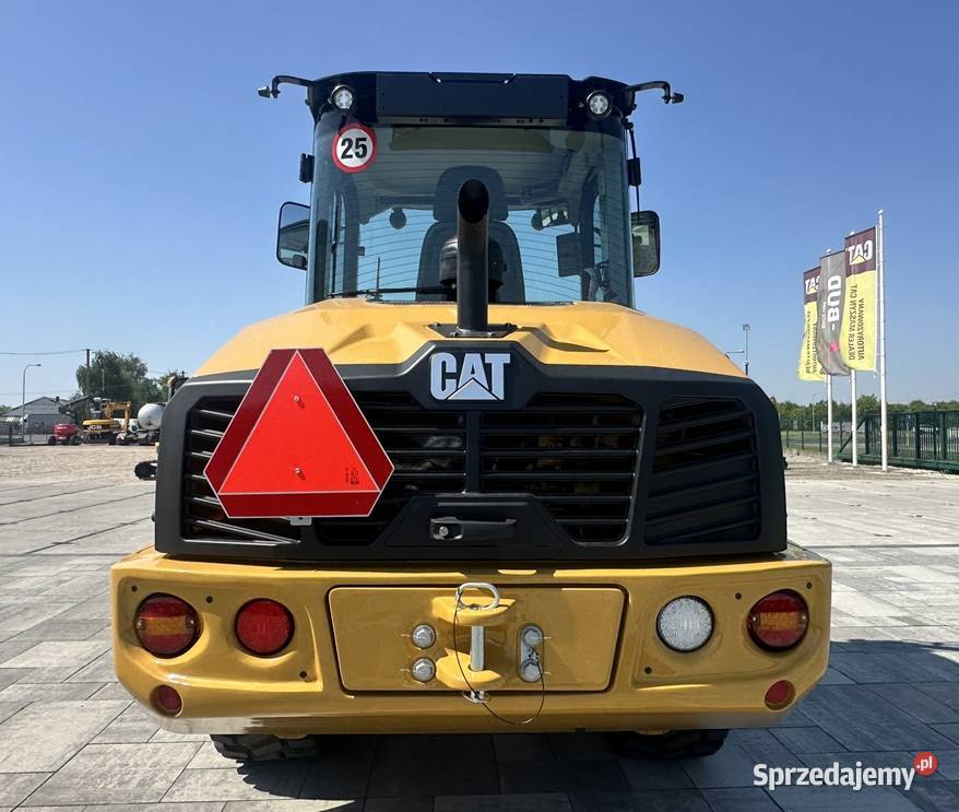 ŁADOWARKA KOŁOWA MARKI CATERPILLAR 906 Tuliszków
