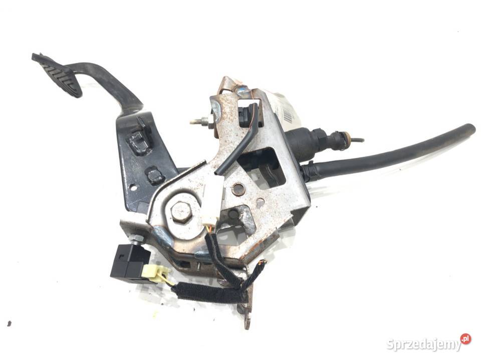 PEDAŁY HYUNDAI ELANTRA V 16 132 osobowe