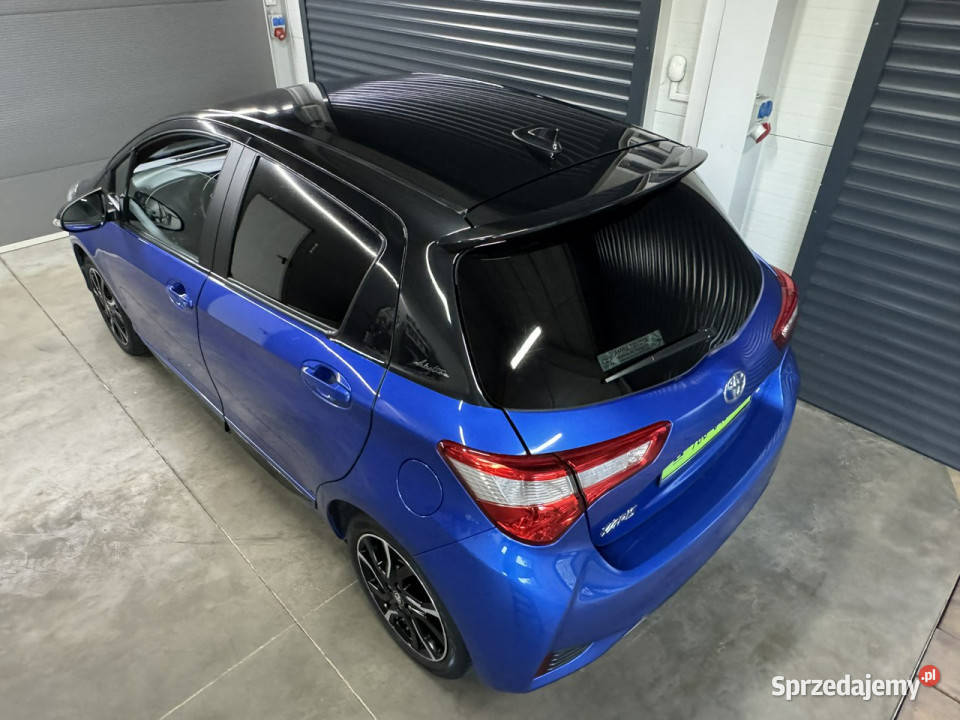 Toyota Yaris Salon 15 SELECTION 119yśkm Stan lakier metallic Chechło