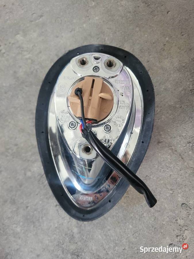 TRIUMPH ROCKET III 3 OEM 2300 LAMPA TYŁ TYLNA wielkopolskie Nowy Tomyśl