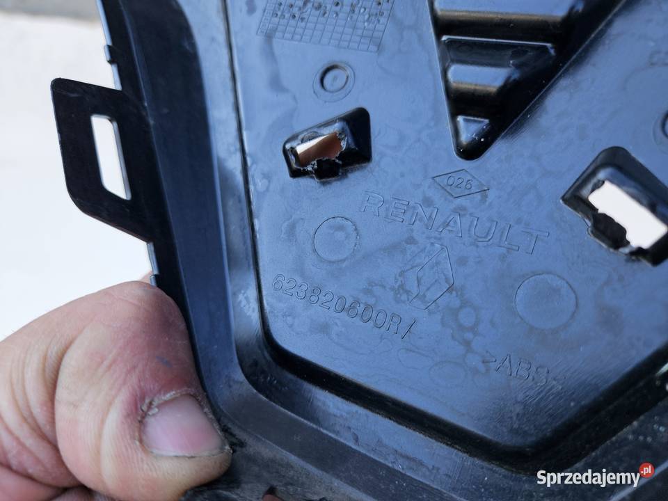 RENAULT KANGOO 4 IV GRILL ATRAPA LISTWA ZDERZAKA Międzychód