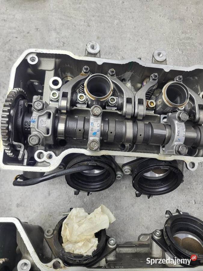 HONDA VFR 1200 F 1017 OEM GŁOWICA ZAWORY WAŁKI Pozostałe Nowy Tomyśl