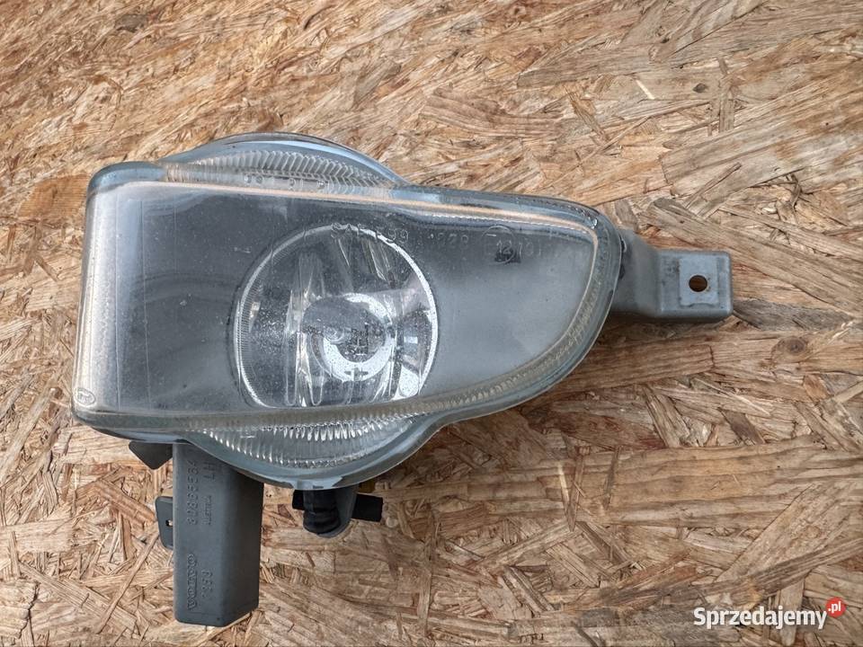 Halogen lewy lh Volvo v40 S40 I 1 30865564 Międzychód
