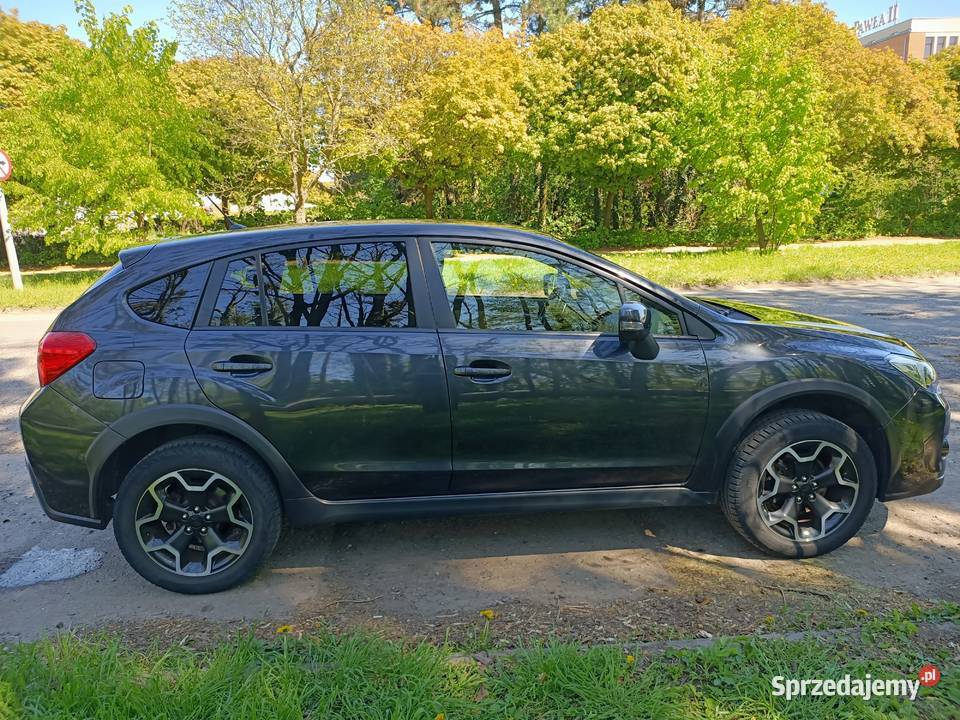 Subaru XV 20 eleganckie wnętrze w wersji benzyna Śrem