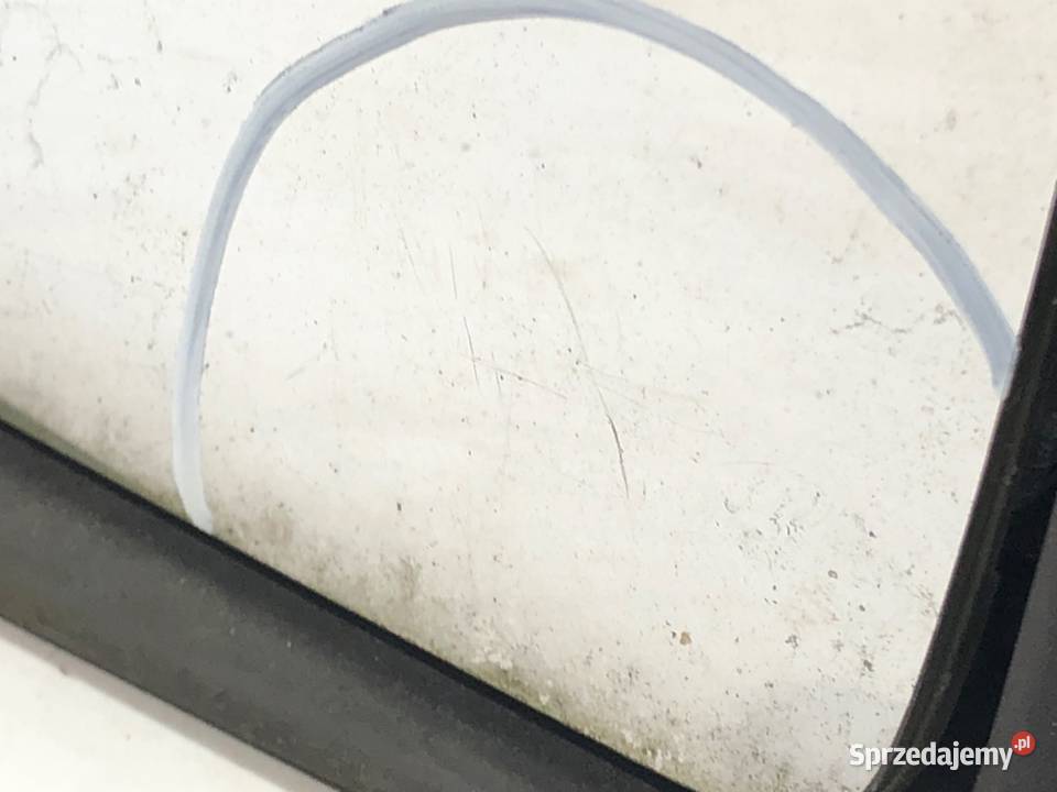 LUSTERKO LEWE FORD GRANADA II SedanLimuzyna 7785