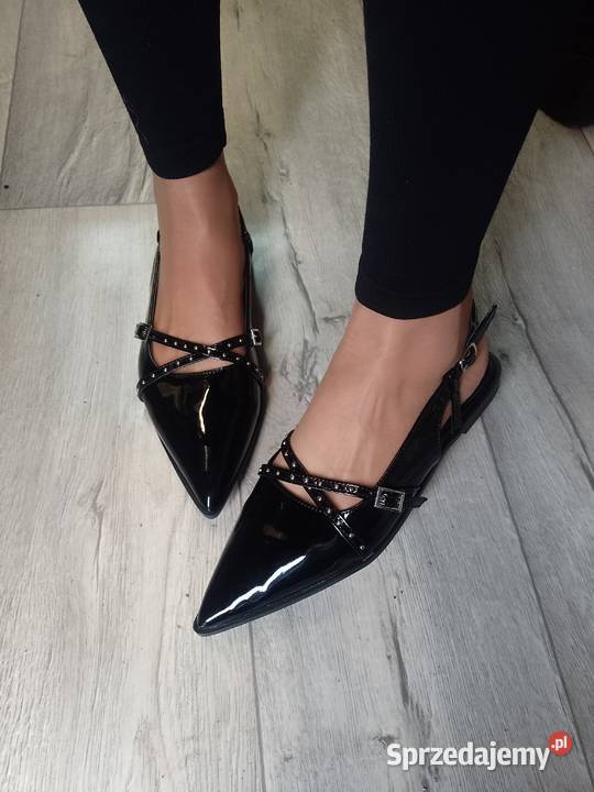 40 Czarne bogato zdobione baleriny wieczorowe z Obuwie Kraków