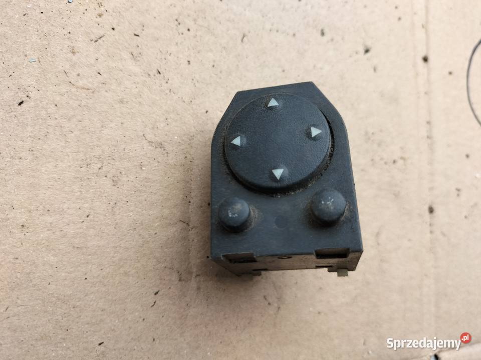 PRZEŁĄCZNIK REGULACJI LUSTEREK AUDI 80 B4 80B4