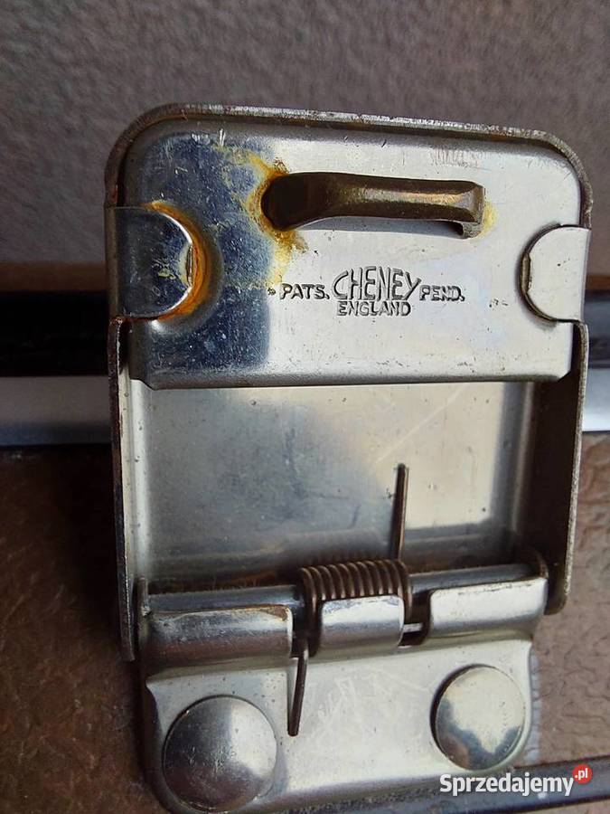 Stara angielska walizka podróżna Cheney pomorskie