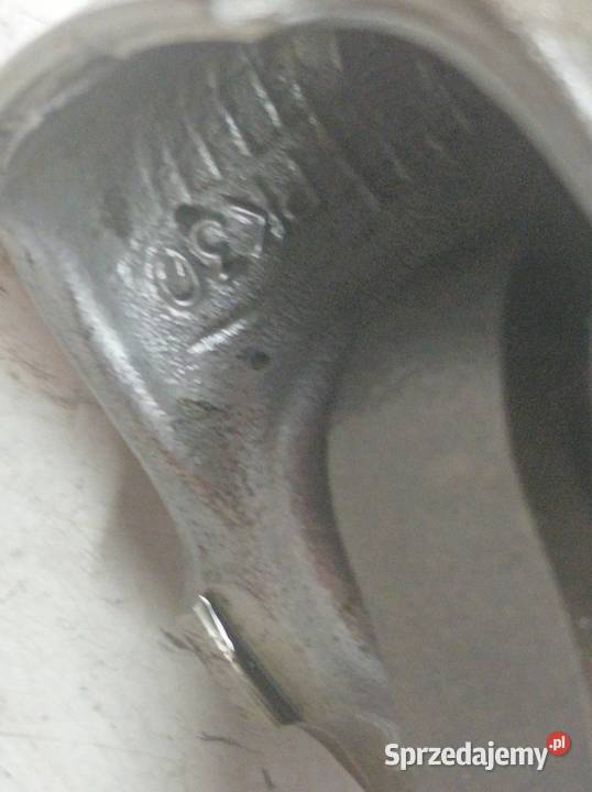 TŁOK KORBOWÓD 10 ECOBOOST Ford Transit Courier I