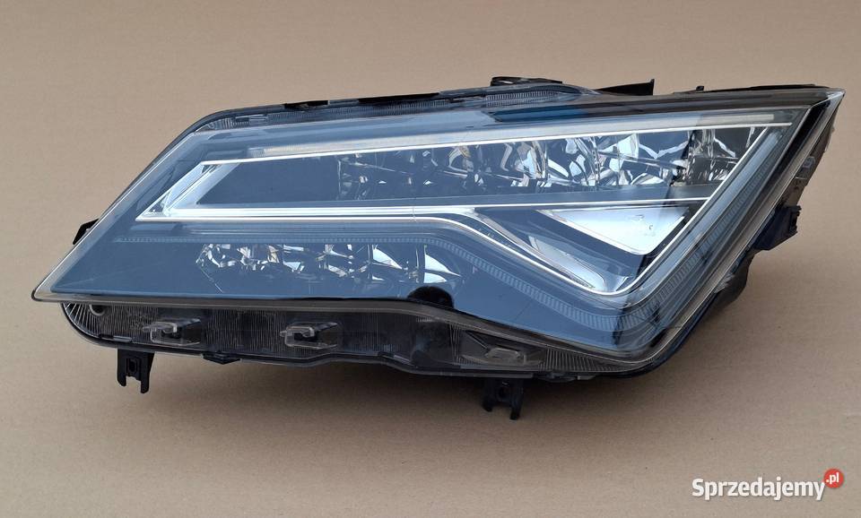 SEAT ATECA REFLEKTOR LEWY FULL LED LAMPA LEWA lubuskie Bieleń